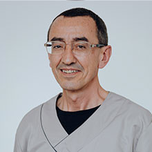 Dr. Javier Villar